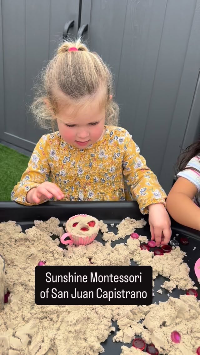 Having fun playing with friends. Sunshine Montessori of San Juan Capistrano (949)388-3680 www.sunshinemontessorisjc.com 18 months-6 years old 31442 El Horno Street, SJC CA 92675 #sunshinemontessori #sanjuancapistrano #handsonlearning #ocpreschool