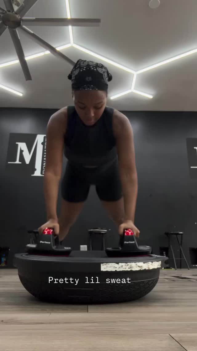 @janellemonae knows when it’s go-time.
Tour life. Showtime.
Break out the
#Bosu and #Bands.
#StageReady #TourSteady #Donamatrix