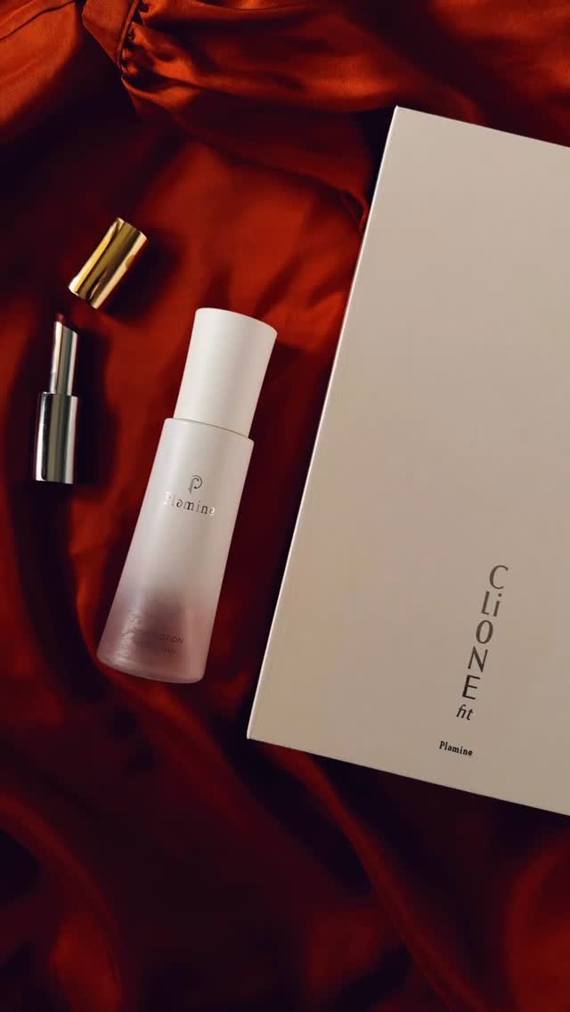✨ The lifting of the future — available today.
5 technologies in one device for complete anti-aging care:
⚡ EMS — electrical muscle stimulation for visible lifting and refined facial contours
📡 MFIP — advanced impulse technology enhancing deep tissue stimulation
🔥 RF lifting — stimulates collagen and elastin production
🔴🔵 LED (red & blue light) — supports collagen, balances skin tone, provides anti-inflammatory care
💧 Electroporation — improves penetration of active ingredients
The result: fresher complexion, firmer skin, and a visibly lifted appearance.
This is not just a beauty device.
It is a professional-grade home ritual.
🌿 Available in our store:
👉 https://www.skincareboxbeaute.com�
🎁 Special discount for your first order.
Message us in Direct for a personal consultation and skincare guidance.
#AntiAging #JBeauty #KBeauty #SkincareDevice #RFLifting EMS LuxurySkincare SkinCareBoxBeaute