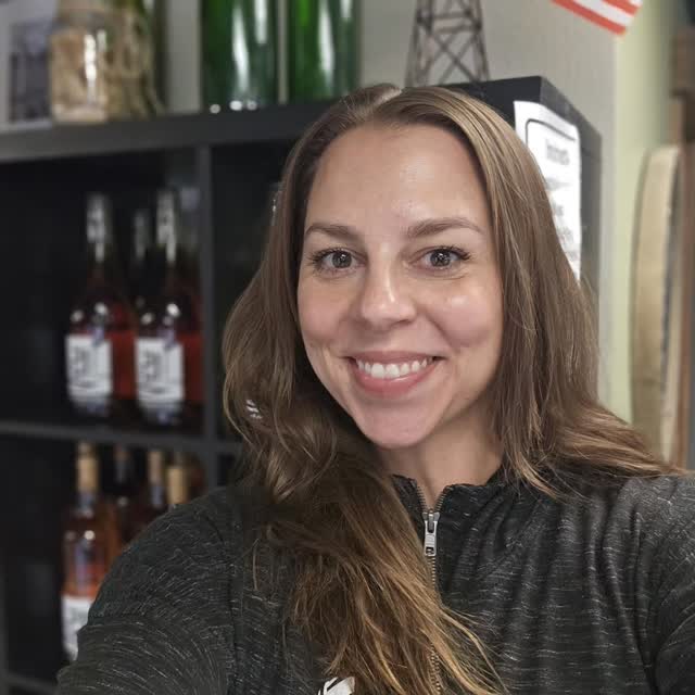 Open today 12-7 PM and
Sunday 12-4 PM
Come see me!