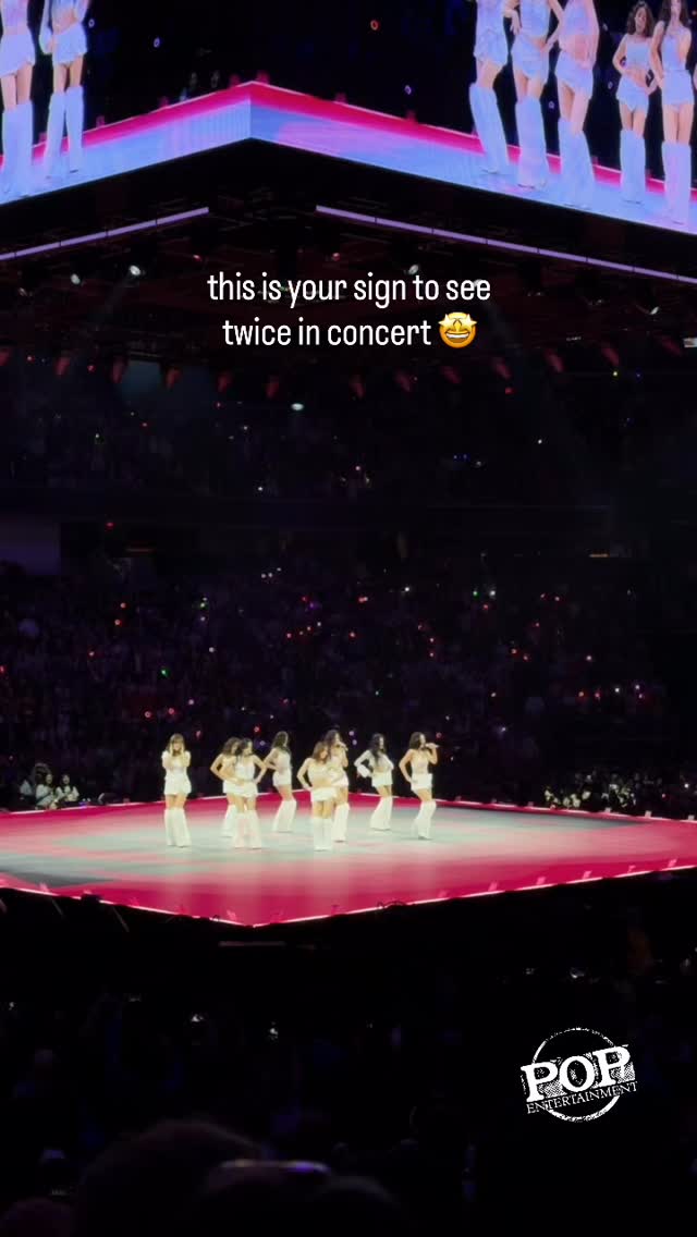Couldn’t be more obsessed with @twicetagram
🎥: @3bears_and_acat
#twice #kpop #popentertainment_com #popentertainment #concert