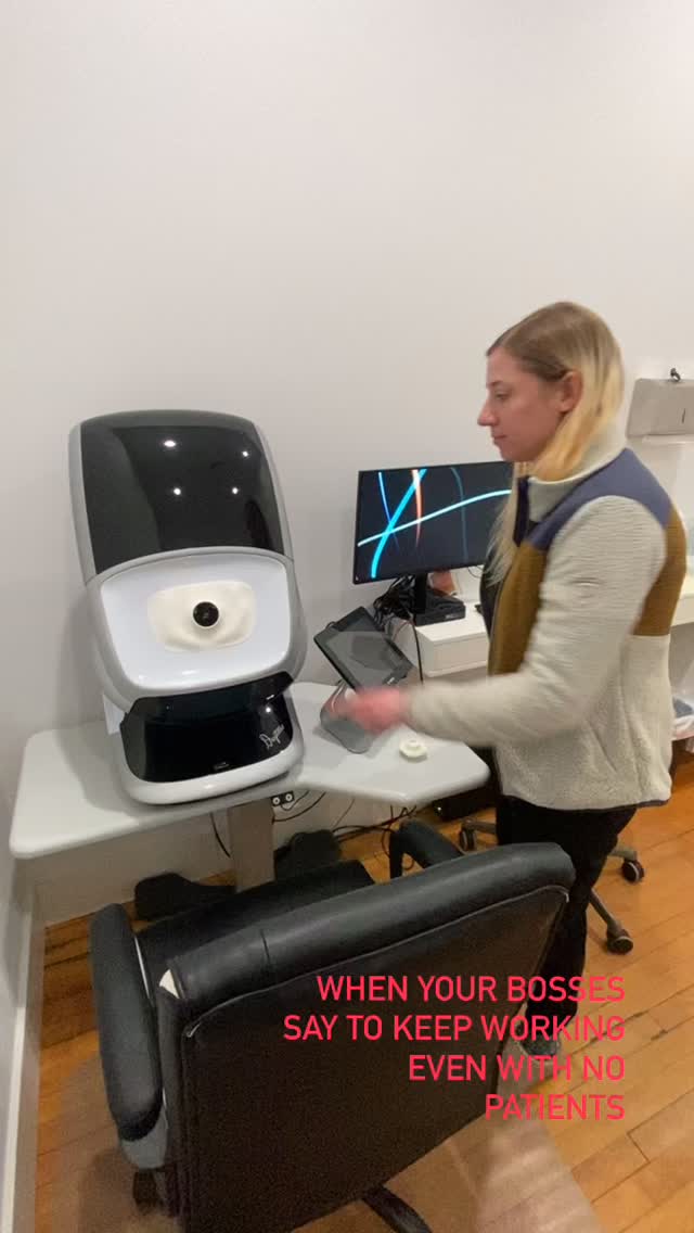 With both Dr. Eve and Dr. Kat out for a buying show in Italy we are staying busy doing inventory 🤓 and ready for them to bring back new inventory 🤩
They also come back to see patients tomorrow, yay!