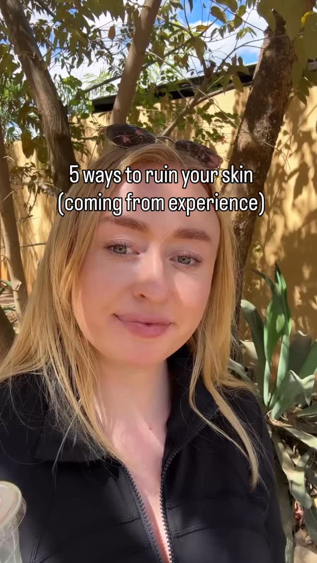 5 mistakes I made on my acne healing journey so you don’t have to 💛
1. Starting the day with sugary breakfasts
I thought smoothies, granola, oatmeal with fruit, and sweet coffees were healthy choices for breakfast. I had no idea that starting the day with a blood sugar spike can trigger insulin, inflammation, and increased oil production all of which directly fuel acne.
2. Going vegan for “clear skin”
I assumed cutting out animal foods would calm my skin. What I didn’t realize is that many key skin nutrients come from those foods — like zinc, retinol vitamin A, B12, iron, and collagen-building amino acids. Removing them can weaken hormones, gut health, and the skin’s ability to repair itself.
3. Overusing actives in skincare
I believed stronger products and more exfoliation would fix everything. Instead, layering acids, retinols, and harsh treatments damaged my skin barrier. No one told me that an irritated, inflamed barrier actually makes acne worse, not better.
4. Relying on elimination diets and food sensitivity tests
I thought the answer was to keep cutting out foods based on test results. I didn’t know that food sensitivity tests aren’t truly reliable and that overly restrictive diets can create nutrient deficiencies, stress, sluggish metabolism and a lack of healthy gut bacteria.
5. Demonizing dairy when it actually is a skin superfood
I was convinced dairy was automatically “bad for acne.” What shocked me is that high-quality dairy provides bioavailable vitamin A, calcium, protein, and healthy fats that support hormones and skin health. For many people, removing it unnecessarily can make skin and hormones worse.
Do you want to know how to actually get clear skin? Come watch my free clear skin masterclass! Link in bio 🫶🏼
#acneproneskin #acnesolution #fungalacne #clearskingoals
