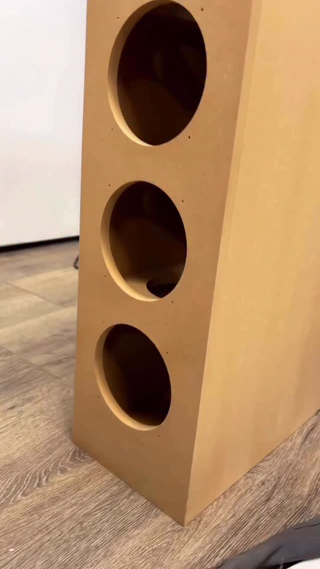 Our speaker kit flat packs make it fool-proof to get great results! If you are an experienced builder and want to build your own cabinets, we have free build plans on the site for each kit as well.
CSS-audio.com