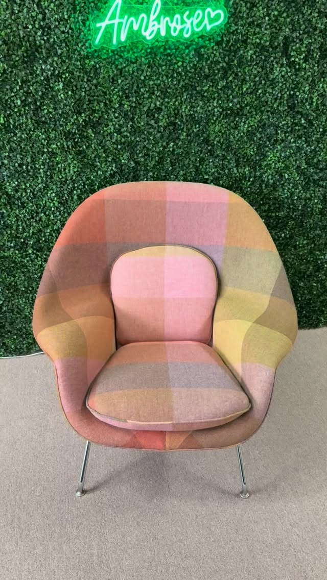 Giving main character energy 💕
Upholstered lounge chair in a warm check that hits different from every angle. Soft curves, tailored piping, and cozy enough to cancel plans. Call us for your next project!
#CustomUpholstery #AmbroseUpholstery #DesignThatSits #upholstery #austin