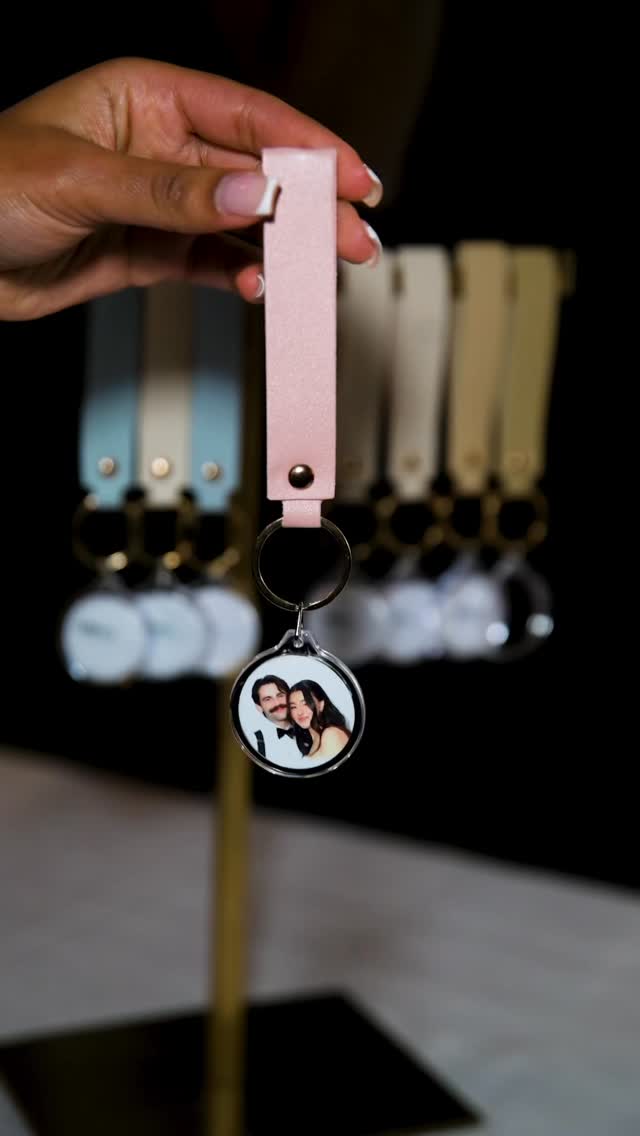 Introducing our new Luxury Keychain Photobooth
Now booking 2026–2027 events 🔑🩷
Custom. Instant. Keepsake-worthy.
🎥 @lealaaa.c