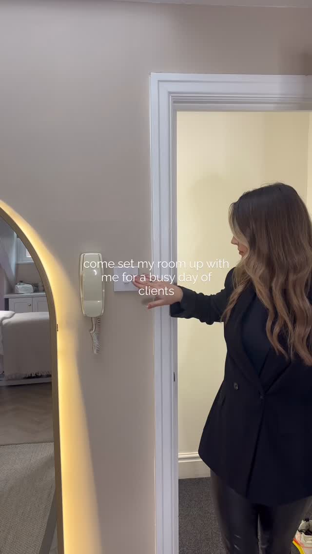 Come Set My Room Up for a Busy Day of Clients✨
#skinclinicmanchester #skinclinicaltrincham #skincaretips #glowingskin #facialsmanchester