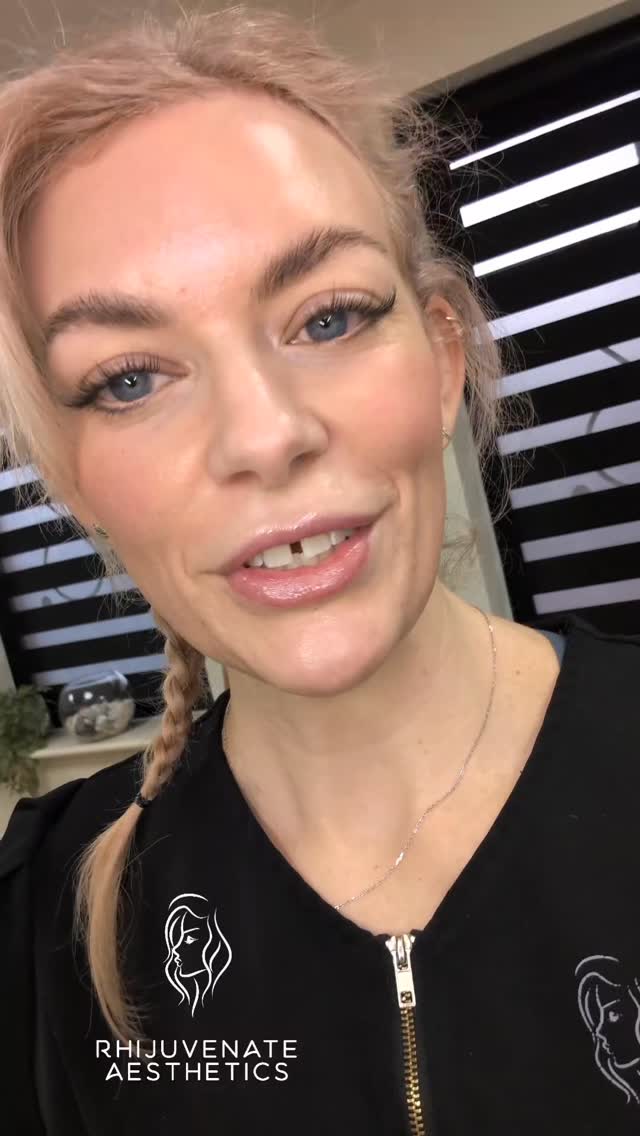 Just a little Sunday morning chat! ✨💎
Would you be interested in knowing the difference between Exosomes, polys etc? Let me know!
DM to book!
📱07903078274
📩admin@rhijuvenateaesthetics.co.uk
📍GU32 3EW
✨Complimentary consultations
💉 19 years medical background
#aestheticsinjector #aestheticshampshire #petersfield #skincare #exosomes