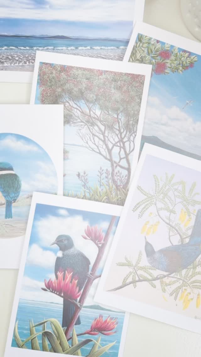 We’re adding a little more coastal charm to our space… soft ocean hues, seaside soul, and artwork that brings that relaxed, beachy feeling home 🌊
If you’re looking for greeting cards, plain cards, or anything in between, support local and pop in for a look. There’s something special about giving (or keeping 😉) a piece created close to home. 🤍
@susanj.art
#white_sands_interiors
#susanjartnz
#homedecor
#coastaldecor
#longbayauckland