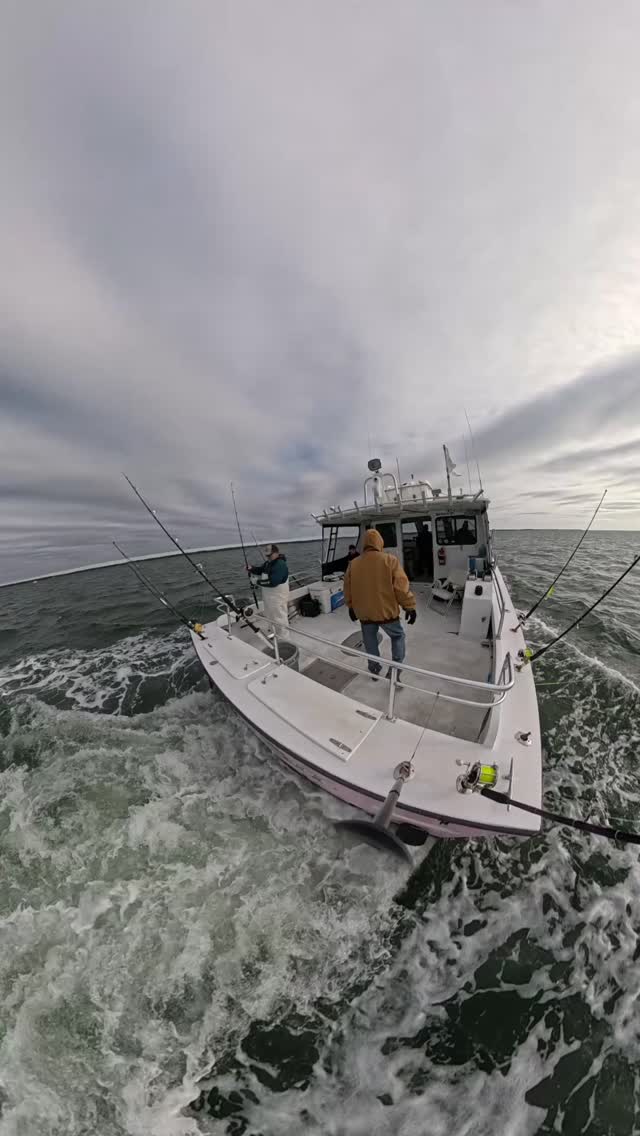 Some days no matter what you do you cant seem to find the big ones. We’ll try again tomorrow #vabeach #charterfishing #reddrum #chesapeakebay #gopro