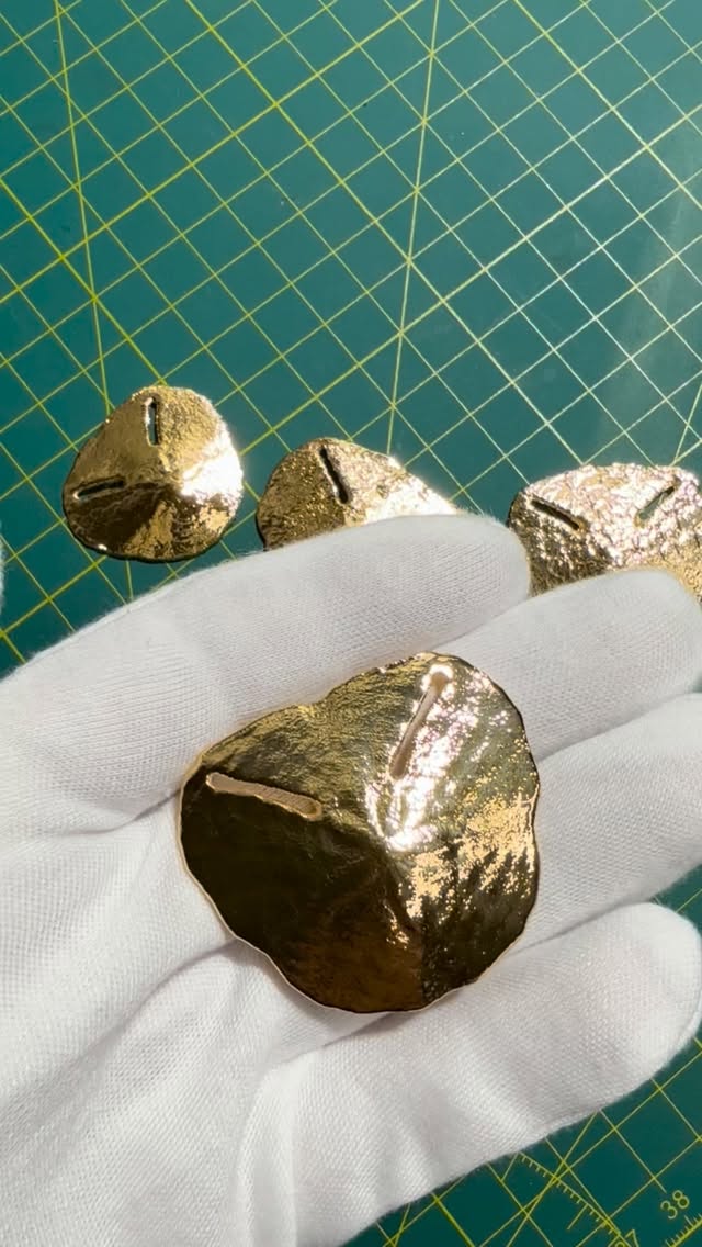 Plating the un-plateable. Sea shells in 18ct gold. #instamood #trendingnow #jewelry #goldenedge #gold