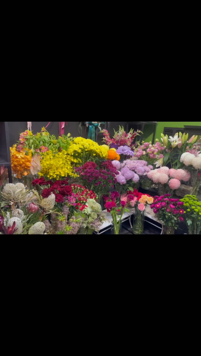 Are you Valentines Day ready? Only 2 days to go! Don’t miss out on catching your #valentine this Saturday. #flowerssaymorethanwords @floral_devine this #valentinesday❤️ #huntershillflorist #sydneyflorist