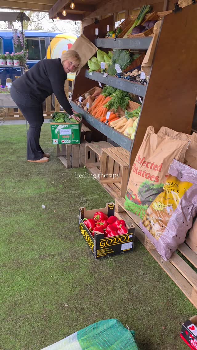 Eating seasonal fruit and vegetables means better flavour, better nutrition, and better value
Right now we’re loving:
🍊 Blood oranges & citrus
🍎 Crisp apples
🥦 Broccoli
🥕 Carrots
🥬 Cabbage
🌱 Leeks
🥔 Potatoes
Shopping in-season supports local farmers and keeps meals fresh, colourful, and nutrient-rich 💚
What's in your shopping basket?
#SeasonalFruit #SeasonalVegetables #FreshProduce #HealthyEating #EatSeasonal