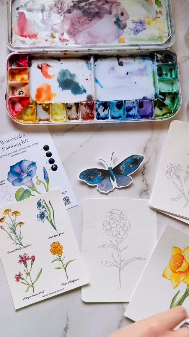 Watercolor tip & technique: how to paint a gradient 🎨
Gradients are in EVERYTHING, so I recommend practicing this technique since you will likely use it all the time.
This is my favorite method of painting because it creates high contrast gradients and nice and crisp edges.
For the full tutorial head to my YouTube channel - link in bio. ⬆️ 🎨
#watercolortutorial #watercolorflowers #landaruenartshop #landaruenart #watercolor