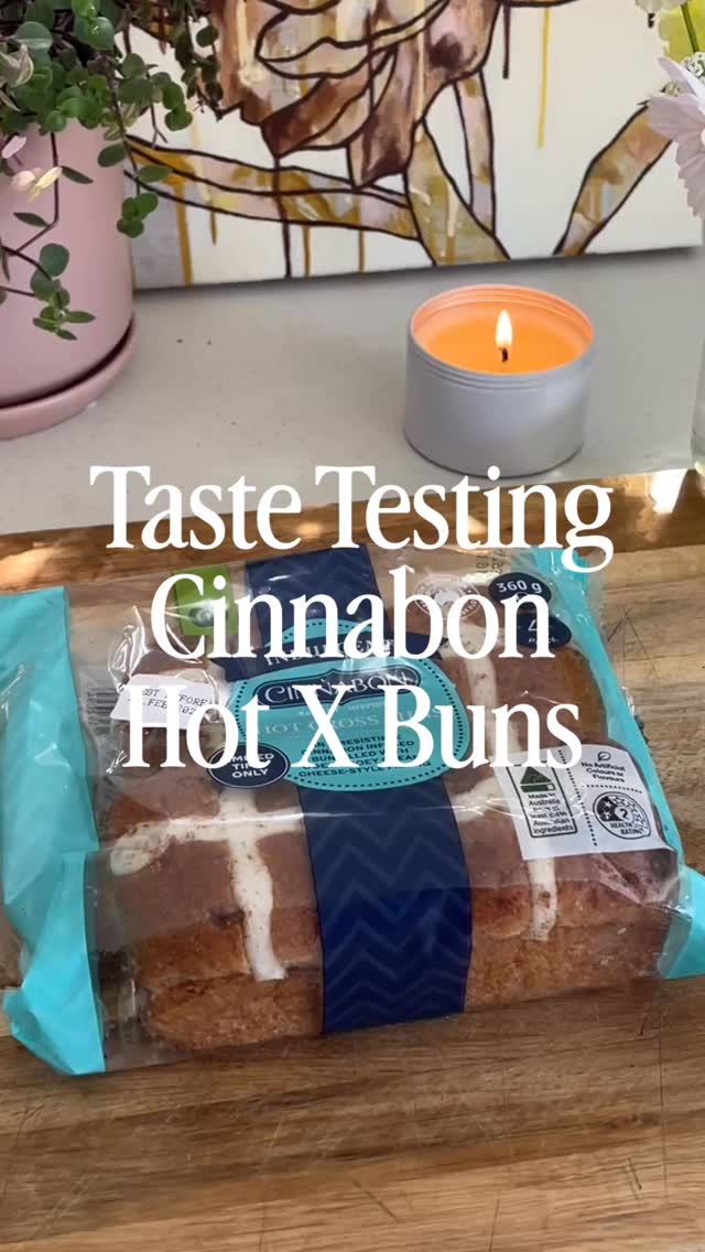 Taste testing the @Woolworths Cinnabon hot cross buns
#cinnabon #hotcrossbuns #hotcrossbunseason #tastetesting #easter2026