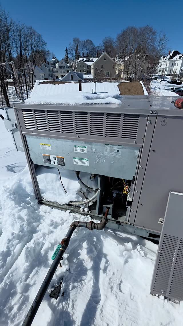 If sand was white it'd be like a beach, right?!
#pipeworx #plumber #bostonplumber #hvac #hvacrepair