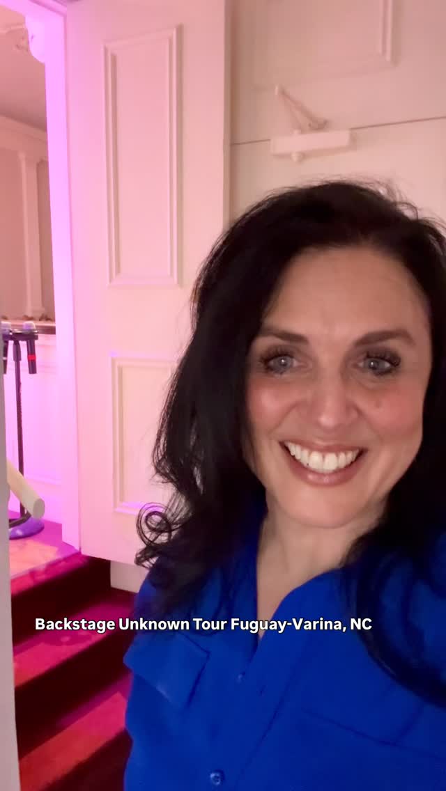Listening to @thelaurenlucille’s fun parody songs from backstage at @theunknowntourevent in Fuguay-Varina, NC — the notes she hits!!! So fun & talented!!!