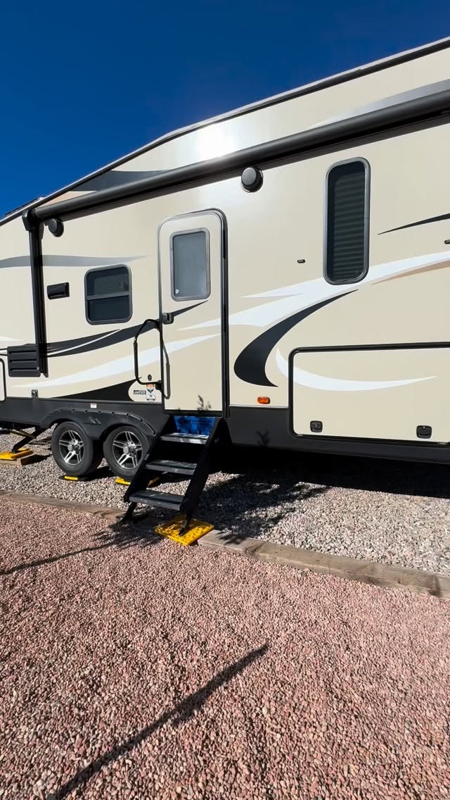 Living the dream 🥹
Michigan > Indiana > Illinois > Iowa > Nebraska > Colorado > Utah > Arizona > California > Oregon > Washington
#rvlife #fulltimerv #travel