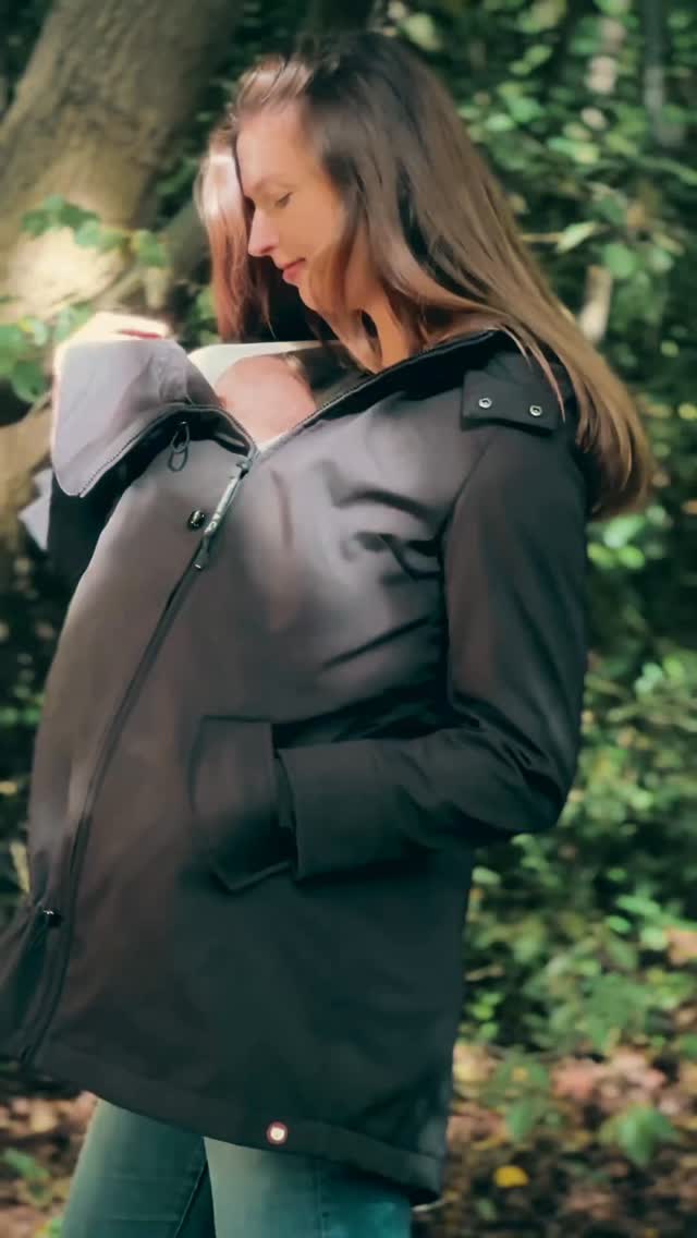 De små stunderna blir de största minnena 🤍
Skapa dina Wombat minnen!
#bärjacka #babywearing
