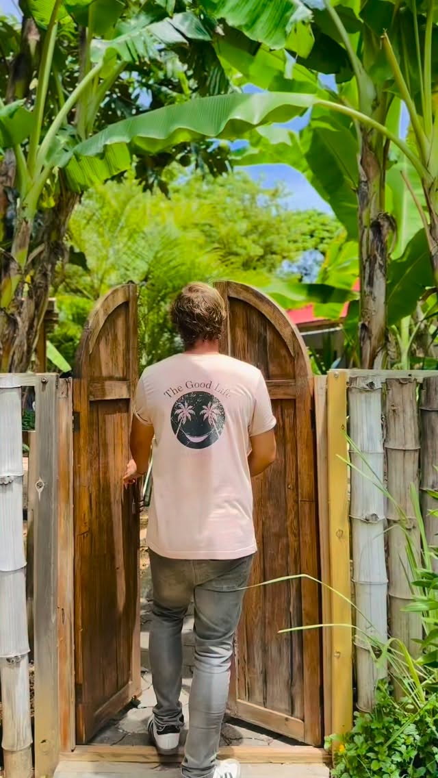 Your healthy spot in Mauritius 🌿☀️
Fresh flavours & island vibes at The Good Life 💚
#TheGoodLifeMauritius #HealthyFood #BrunchAndLunch #BoutiqueHotel #EcoLodge