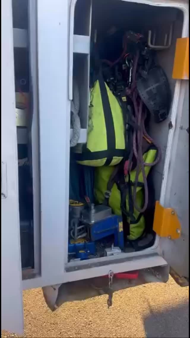 Nothing better than seeing our products in action! 🔥🌲
Our customer relies on our alkylate fuel to keep his saws running clean and strong, paired with our biodegradable chain oil for smooth cutting and eco-friendly lubrication.
Less fumes.
Cleaner engine.
Greener choice.
Thanks for trusting us out in the field! 💚 Credit: @i_am_arborist Find more at alkylatefuel.com
#ChainsawLife #EcoFriendly #Alkylatefuel #BiodegradableOil #OutdoorWork