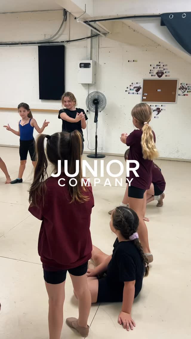 A little snippet of a class with Junior Company 🤩