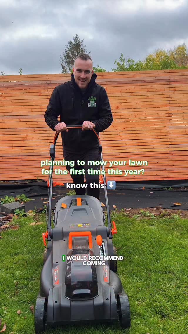 That first fresh mow of the season just hits different 🌱✂️
Top tip if you’re not doing a full lawn renovation: you don’t need to cut your grass as short as possible. If you’re not planning to scarify afterwards, save yourself the hassle and mow at 25–30mm instead.
Your lawn will still look sharp and stay healthier too.
Weekly cutting always depends on the weather, of course! ☀️🌧️
mowing | mowingthelawn | lawnmowing | grass | lawncare