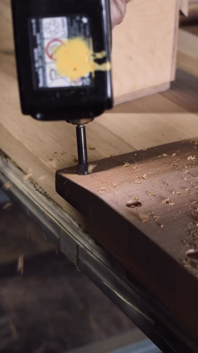 באלו הידיים, במחשבה ועם אהבה אדירה
Be an artist