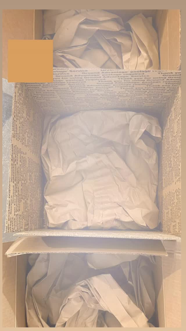 Wow you guys really showed out. We’re shipping the final orders from our birthday sale after a record day of sales and new customers!
Thanks for the overwhelming amount of support and for your patience. Shopping with small businesses fuels dreams, not just corporations. Every purchase fosters community growth and keeps our local economy thriving.
#shopgreenhaven #ecofriendly #smallbusiness #milwaukee #shoplocal