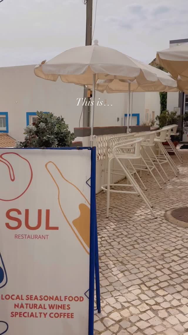 Save this one for later! 🥐🍷☕️🌞
A must-visit spot in the Algarve for coffee, wine, brunch, and dinner. Enjoy stunning sea views, delicious food, and an amazing atmosphere.
📍Burgau, Algarve
#burgau #algarverestaurants #algarvefood