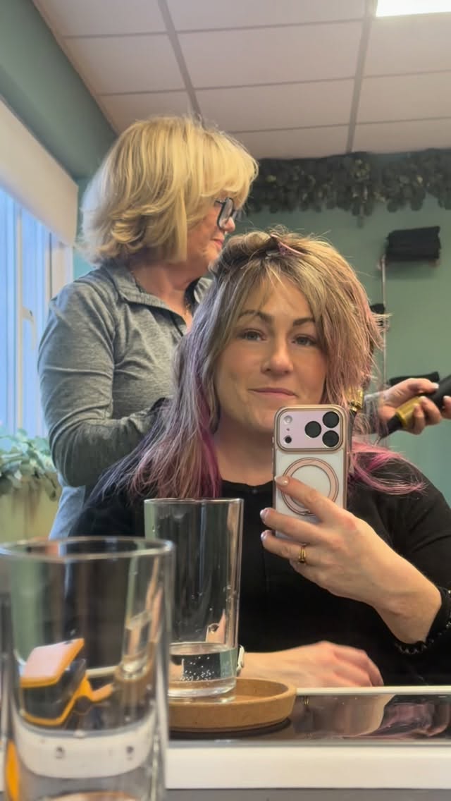 Got mum out of retirement again today for a little trim and a blow dry!!
They say you should never meet your hero’s but mine made me and she’s bleddy perfect!
#Queen #hairdresser #cornishsalon #strongwomen #mymum