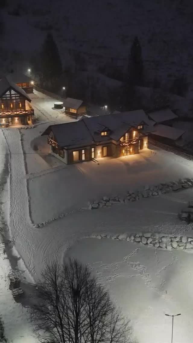 Vă așteptăm cu drag începând cu 17 martie 2026. #foxchalet #bucovina #foxchaletbucovina #slowtravel #retreatromania