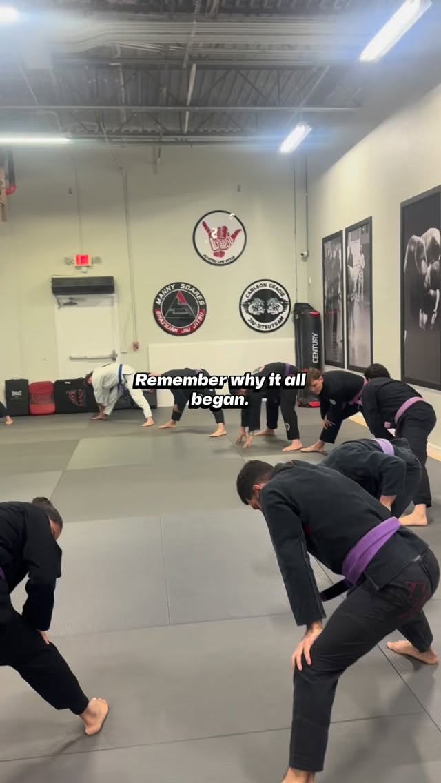Jiu Jitsu doesn’t just change your body.
It changes your mindset.
Your discipline.
Your confidence.
Start today.