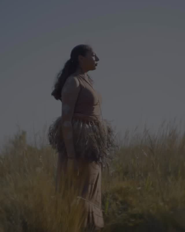 ‘Being a part of this dance group means being with family. And connecting to culture, and telling our stories through dance’ 👣
🔗 full video in bio/ Boonwurrung Ngargee Dance Program
🎥 @blakground.productions 🙏🏽