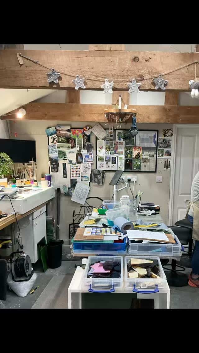 Iāve spent the past 2 days enjoying the company of Paula in my studio, a lovely lady whoās previously attended a couple of my group workshops š
Paula wanted to spend some time with me, working on more flower stems to add to her collection and also get some hints and tips to progress some of the technical skills involved like cutting more complex shapes, fitting to a pattern and soldering.
Over 2 days, she created some gorgeous new flower stems using the plethora of glass options in my studio, and couldnāt resist creating āBertā the inquisitive seagul, who features in the summer classes planned for @rheged_centre.
Paula wanted the opportunity to work on her own projects at her own pace, with me to guide, advise when needed and pick up more progressive skills, hints and tips, so these sessions arenāt the same as my āformalā workshops. More guidance than initial teaching so to speak & Iāll be creating alongside you so you also get an opportunity to see how I work on my projects. Only pay for the hours you are here and materials. This would however only be for those who have previously attended a stained glass course so have some basic understanding of cutting glass, copper foiling and using a soldering iron?
What do you think? Itās been something Iāve been contemplating for a while, especially for some of my regulars and those who canāt get booked onto the group classes due to the current waiting lists? Iām thinking maybe an open studio session on the last Saturday of the month, or a couple of hours every Tuesday evening for example? Youād have to book a bench space in advance and it would be pay as you go? Thoughts in the comments would be ace!
#stainedglass #creativeclasses #lakedistrictnationalpark #workshops #heritagecraft
@edenvalleyartisticnetwork @whatsonincumbria @arts_cumbria @thehappyherdwick @rheged_centre @the_makers_mill @make_it_at_market @visitkeswick @visit_eden @contemporaryglasssociety @wordsworthgrasmere @blackwellartsandcrafts @tulliecarlisle @keswickmuseum @hare_hill_barn @lakedistrictcumbria