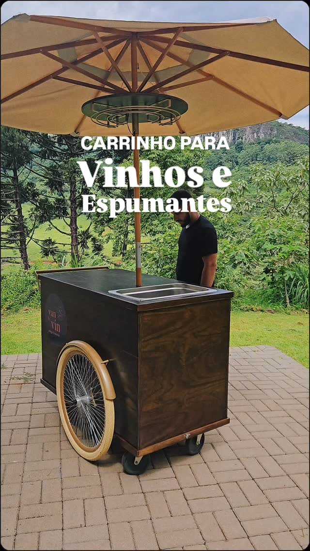 🍷 Carrinho para Vinhos e Espumantes, diretamente da Serra Gaúcha com entrega para qualquer lugar do Brasil!
Uma verdadeira estação de experiência: possui bancada de 120x65cm com champanheira de inox embutida e ombrelone com suporte aéreo para taças, oferencendo design que vai muito além da funcionalidade.
Modelo desmontável, sem a necessidade de ferramentas para montagem.
🚚 Além disso, pode ser entregue para todo o Brasil.
💰 Valor do Investimento: R$ 7.470,00
Uma excelente opção para quem busca mobilidade e diferenciação imediatamente percebida pelo cliente para crescer o seu negócio.
📩 Quer receber o oçamento completo ou falar com a gente? Comenta aqui em baixo orçamento que vamos te enviar!
⚠️ Valor sugerido válido por 15 dias após a data do post, sujeito a alterações.
📦 Frete não incluso, será cotado conforme destino.