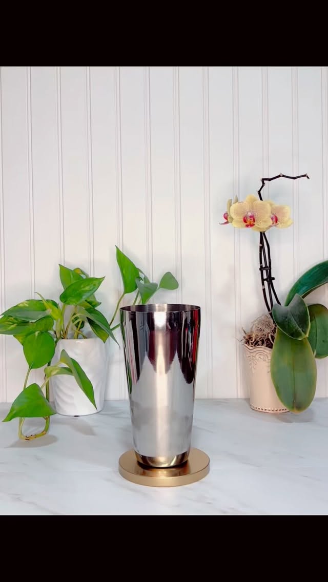 Crafting up any drink of your liking🤩
Book a drink tasting with us🍸
Expand your palette, or go with your favorite but made better🤭
🗓️ Booking 2026 & 2027
💫 Here to bring your vision to life🫶🏻
📱Text or call (509) 554-4482
💬 Or message right us here
#MobileBar #BartenderLife #MyHappyPlace #CinnamonVanillaLemonDrop #FYP