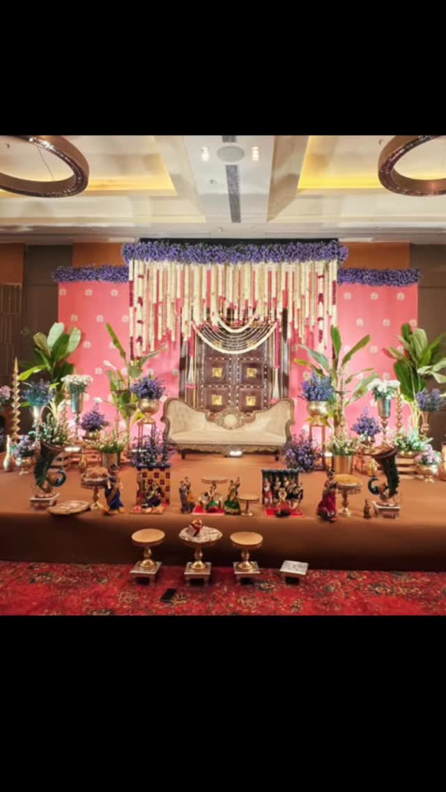 A simple elegant traditional setup for a baby shower. The modern look of #fairfieldbymarriottbelagavi provides a beautiful balance as a canvas for this dreamy fresh floral setup.
#madecreativeworks #madeinbelgaum #eventmanagement #babyshower
