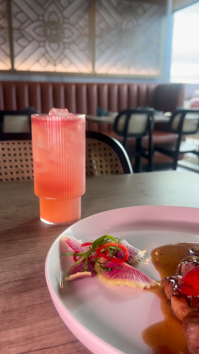 Weekend mode: ON. 💙✨
If you’re heading out this weekend, make a stop for Thai food. From savory noodles to rich curries, we’re ready to kick off your weekend the right way. 🍜