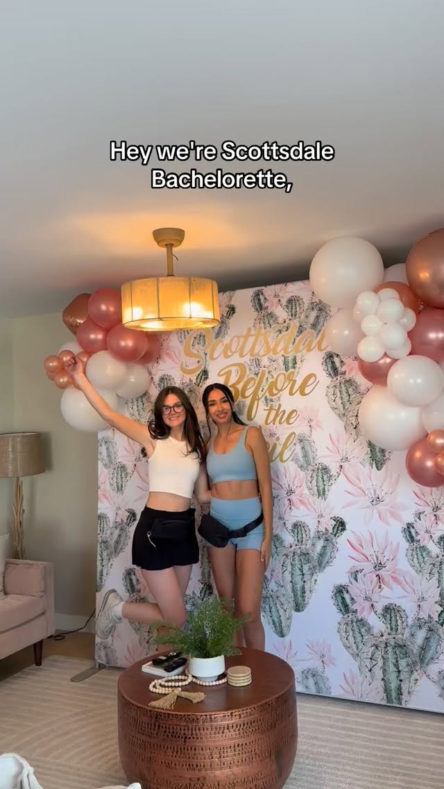 You’re one stop shop to plan the perfect bachelorette weekend 💌💌💌 airbnb is the amazing @stayathowdyhouse
#scottsdale #partyplanning #scottsdalebachelorette #decor #bachelorette
