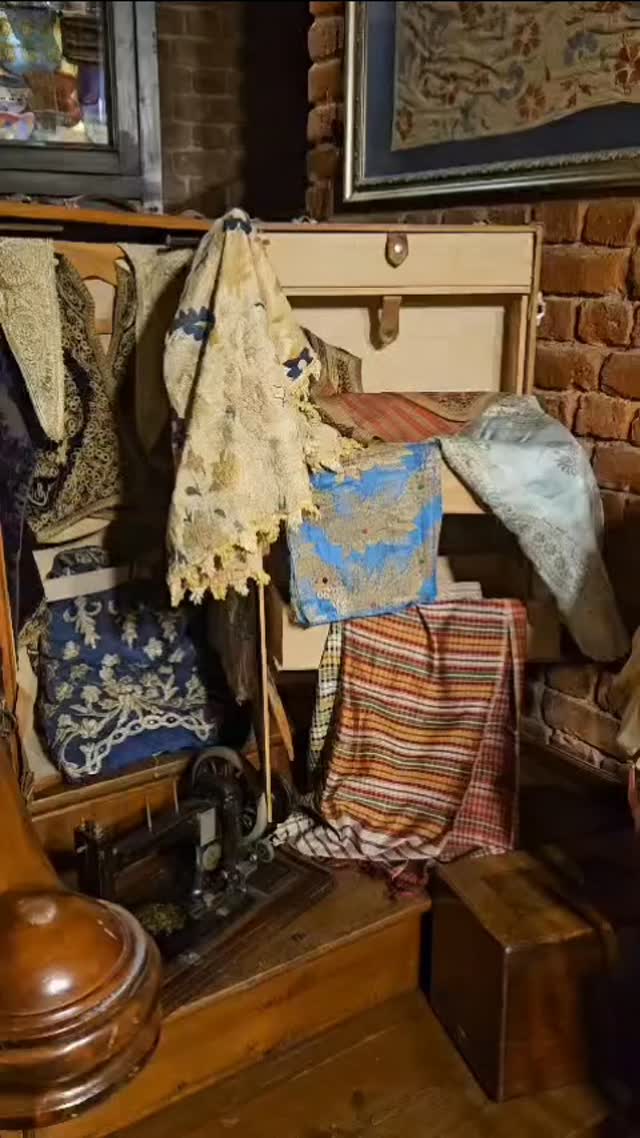 An old house in Istiklal street
Art Gallery
#turkishguide
#istanbultour
#turkeytour
#privateturkeytours
#guideinistanbul