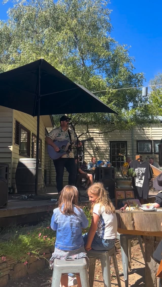 The most magnificent @nathanseeckts singing a song for his mum. ❤️
What an afternoon to kick back in the beer garden with him. Grab a drink@at the bar on the way through. Woodfired pizza all afternoon