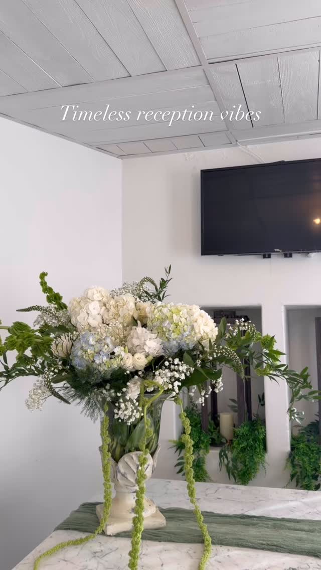 Where greens and blues meet timeless charm—your reception/event belongs here.
Book with us now for your upcoming event👏🏼