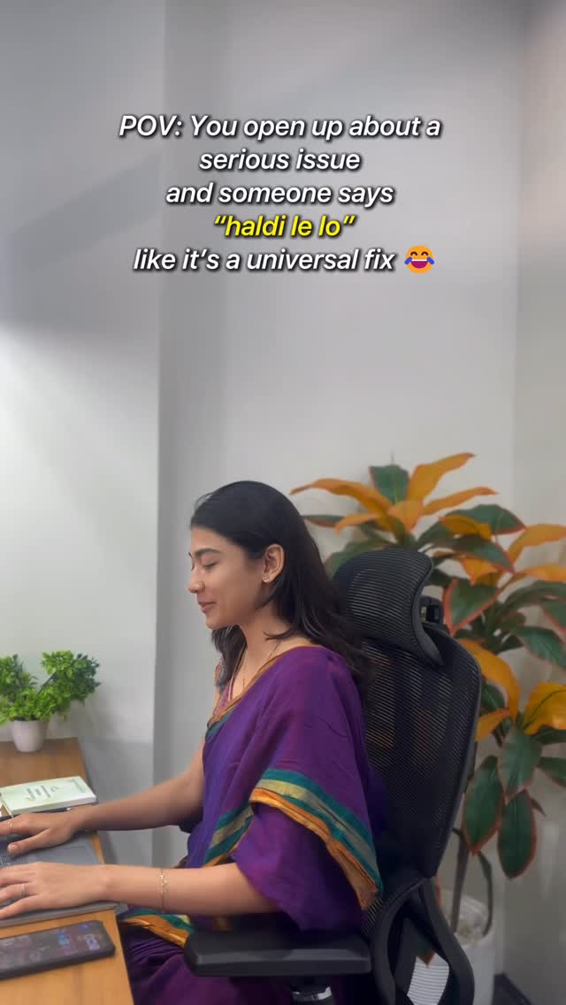 Send this to that Haldipaglu.
Haldi is great.
But it’s not the answer to everything! 😭
Here’s the thing — haldi (turmeric) is powerful… just not a cure-all.
It’s packed with curcumin, known for its anti-inflammatory and antioxidant properties — great for immunity, digestion, and healing.
#ayurvedic #haldi #turmericbenefits #desinuskhe #dishantayurvedic