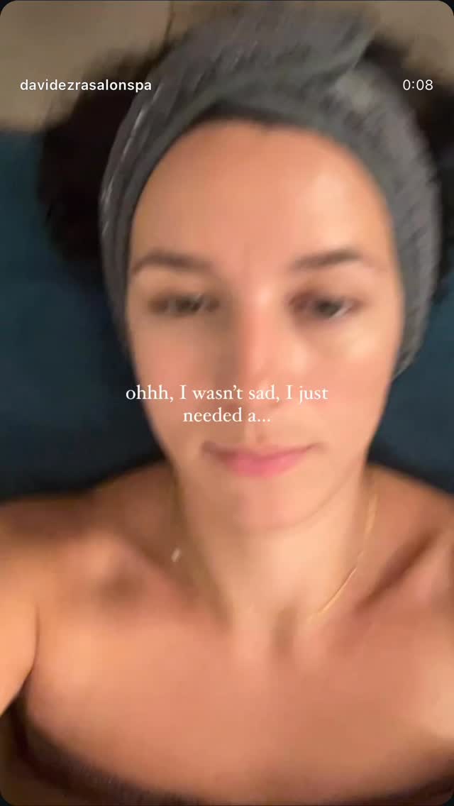 Lift, Tighten & Glow ✨
The NeveSkin Facial helps to improve your complexion, increase collagen production, smooths and lifts the skin and reduces the appearance of fine lines, pores and wrinkles. 🤩
Book your first NeveSkin Facial this week for ONLY $139!😍😍😍Regularly $250. Must mention this post to receive promotion!
Formerly CryoSkin, NeveSkin is the same great device we use for Cryofacials and Cryoslimming sessions with a different name integrated with the latest cutting-edge, innovative technology.
#waynenj #waynenjsalon #waynenjmoms #waynenjspa #davidezrasalonspa njsalon njspa cryofacial cryofacialglow neveskin neveskinfacial
