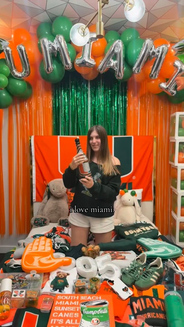 UMiami bound!!! Congrats @ariannagalskyyy 🧡💚🧡💚 So excited for you!!!!