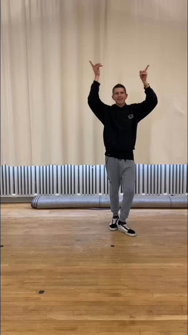 Director AJ Rogers Choreography to Ciara - 1,2 Step for Bay Area Adult Hip Hop Classes #newyou #business #dance