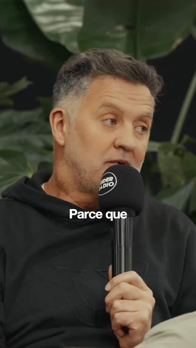 Parfois en voyage, tout se joue dans un détail.
La façon d’aborder les gens.
Un sourire.
Une attitude ouverte.
Et soudain… les rencontres arrivent.
Pour Laurent Cochet, les plus grandes aventures commencent souvent simplement comme ça.
🎙️ Extrait du podcast Rider Radio