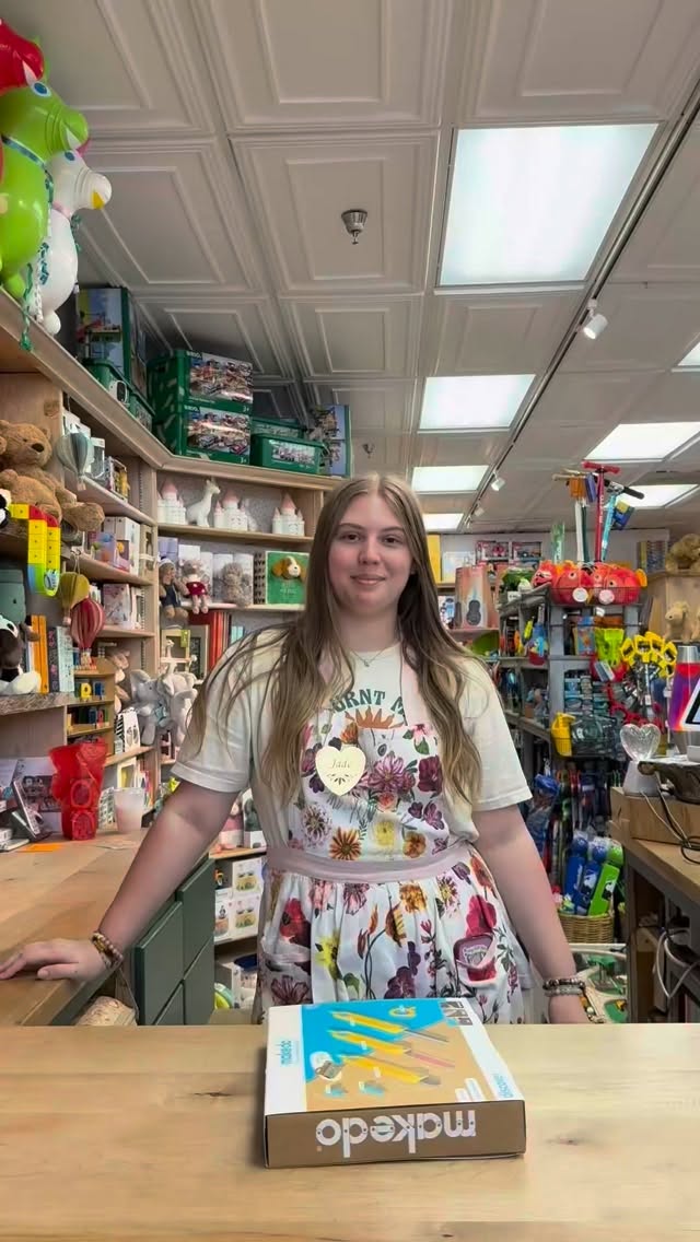 Whoβs so excited for spring!?! π¦πΈ
#shopsmall #toystore #spring #danapoint #coronadelmar