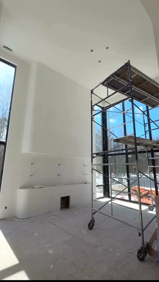 Terminer la semaine avec cette beauté!
Nos projets de construction neuve prennent vie, un à un… et quel privilège de pouvoir vivre ça de près! 🤍🤩✨